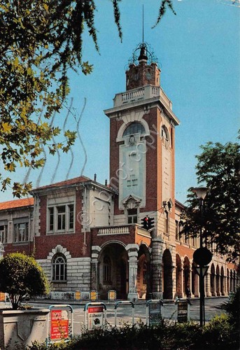 Cartolina Voghera Scuola Professionale Monumento ai Caduti 1979