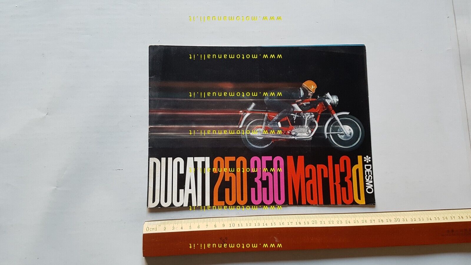 Ducati 350 - 250 Mark 3 Desmo 1968 depliant USA …