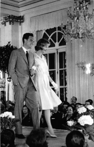 Fotografia Moda sfilata anni '60 Uomo e Donna 15 A