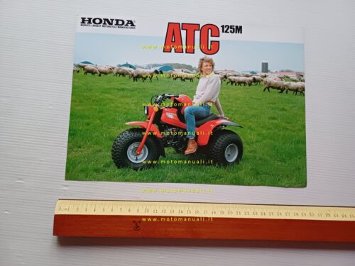Honda ATC 125 M depliant originale inglese printed in Japan