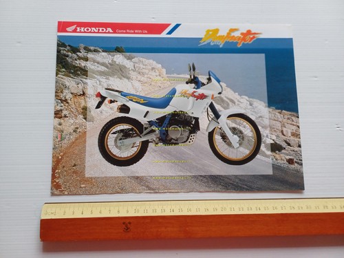Honda Dominator NX 650 1991 depliant italiano originale