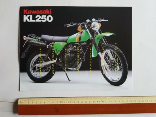 Kawasaki KL 250 depliant originale moto TESTO INGLESE