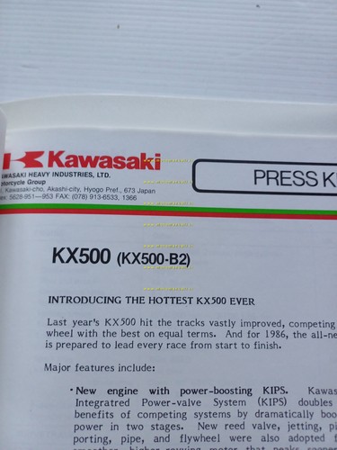 Kawasaki KX 500 (KX500-B2) 1986 cartella stampa originale testo inglese