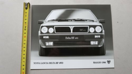 Lancia Delta HF 4WD 1986 2 foto originali da cartella …