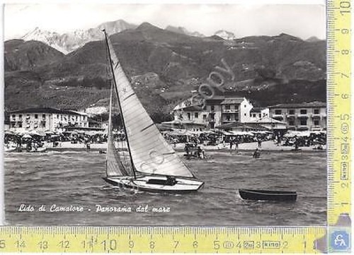 Lido di Camaiore - Panorama dal Mare con Imbarcazione classe …