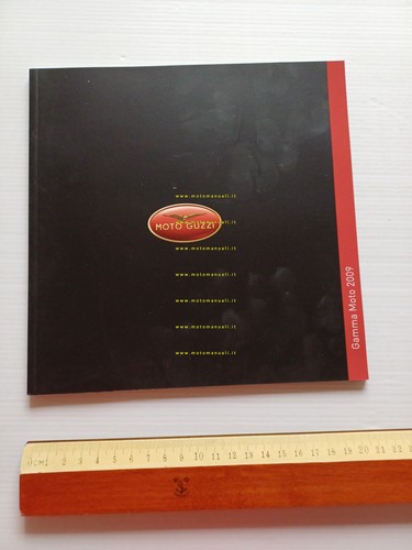 Moto Guzzi catalogo produzione modelli 2009 depliant italiano originale