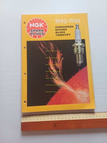 NGK guida applicazione candele auto 1993-94 manuale tabelle conversione