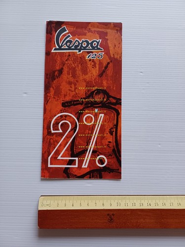 Piaggio Vespa 125 2% depliant italiano originale