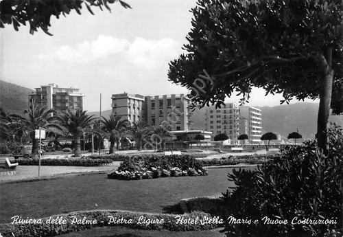 Pietra Ligure Hotel Stella Maris e nuove costruzioni 1960