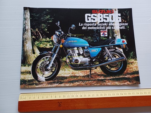 Suzuki GS 850 1980 depliant originale ITALIANO