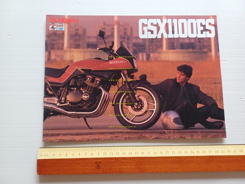 Suzuki GSX 1100 ES 1983 depliant originale italiano