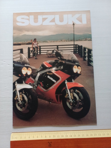 SUZUKI produzione moto modelli 1985 depliant ITALIANO originale