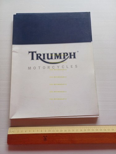 Triumph presentazione nuovi modelli 2004 cartella stampa originale