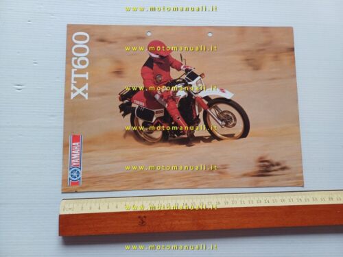 Yamaha XT 600 1984 depliant originale italiano