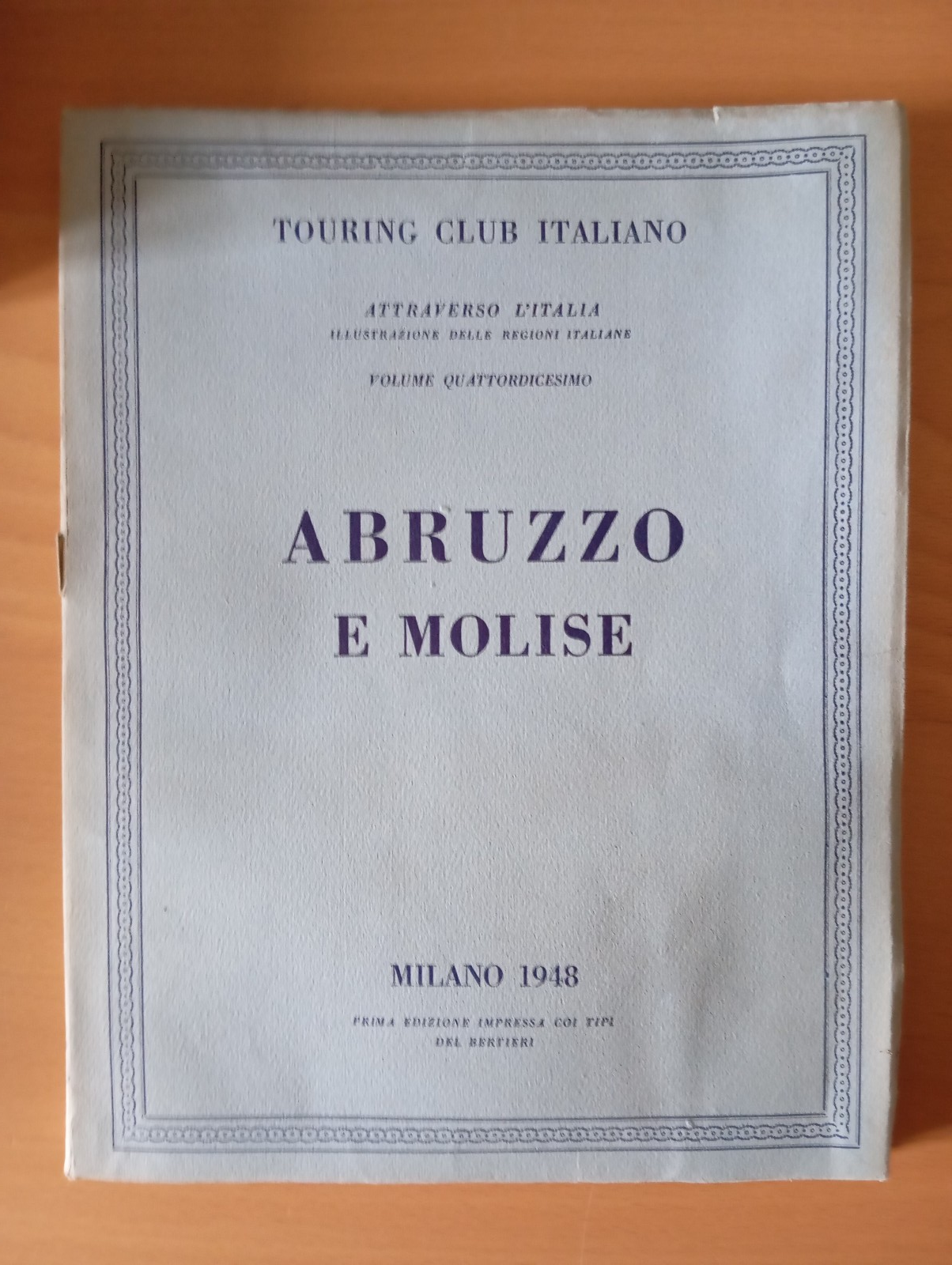 Abruzzo e Molise, Attraverso l'Italia, Touring Club italiano, 1948