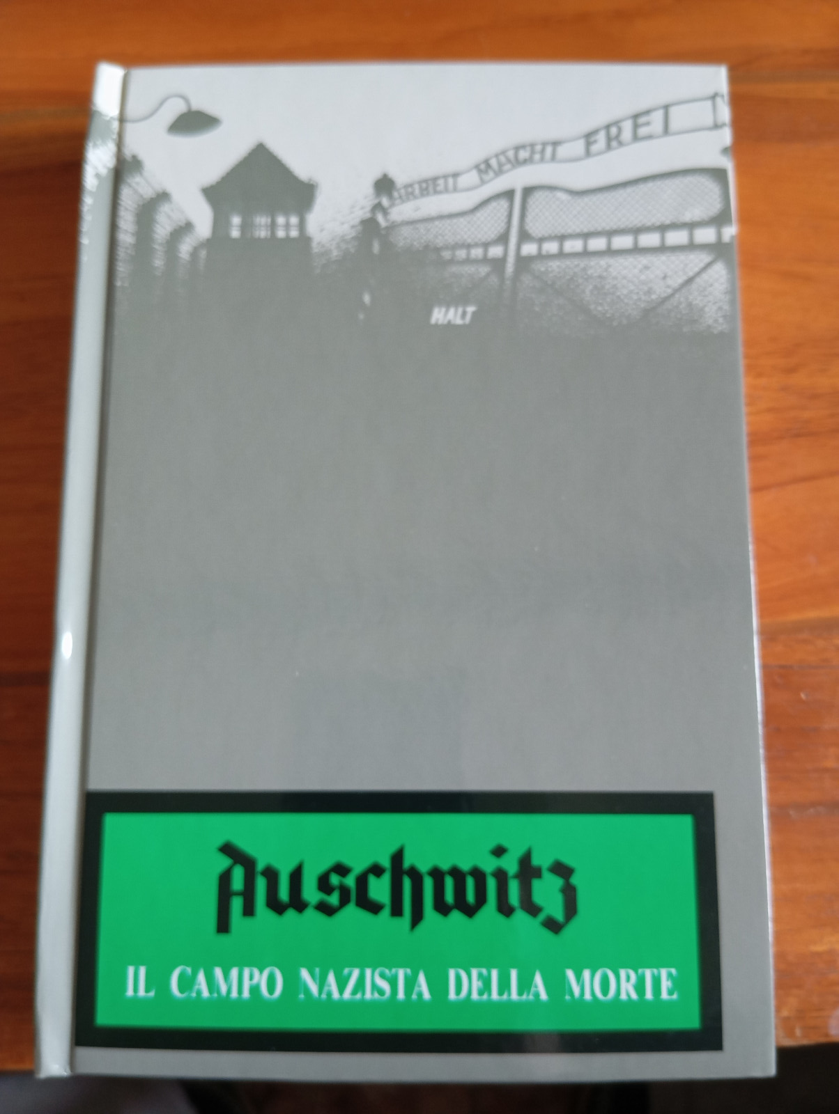 Auschwitz. Il campo nazista della morte, Edizioni del museo statale