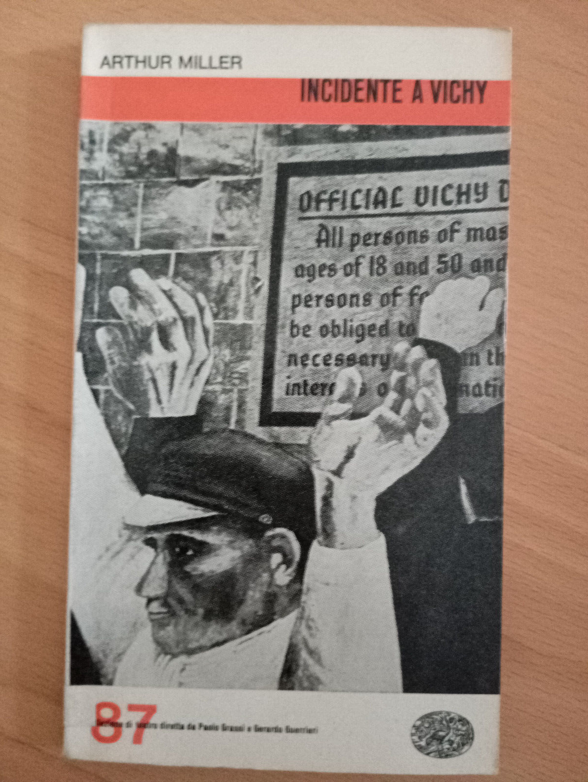 Incidente a Vichy, Arthur Miller, Einaudi Teatro, 1966