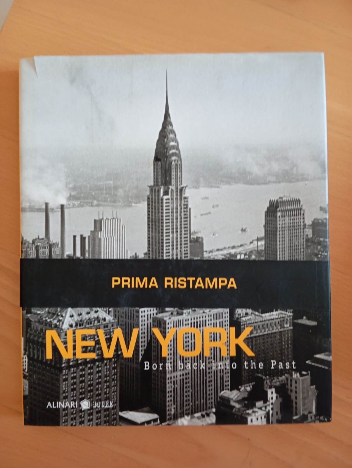 New York. Born back into the past, Alvi - Riotta, …