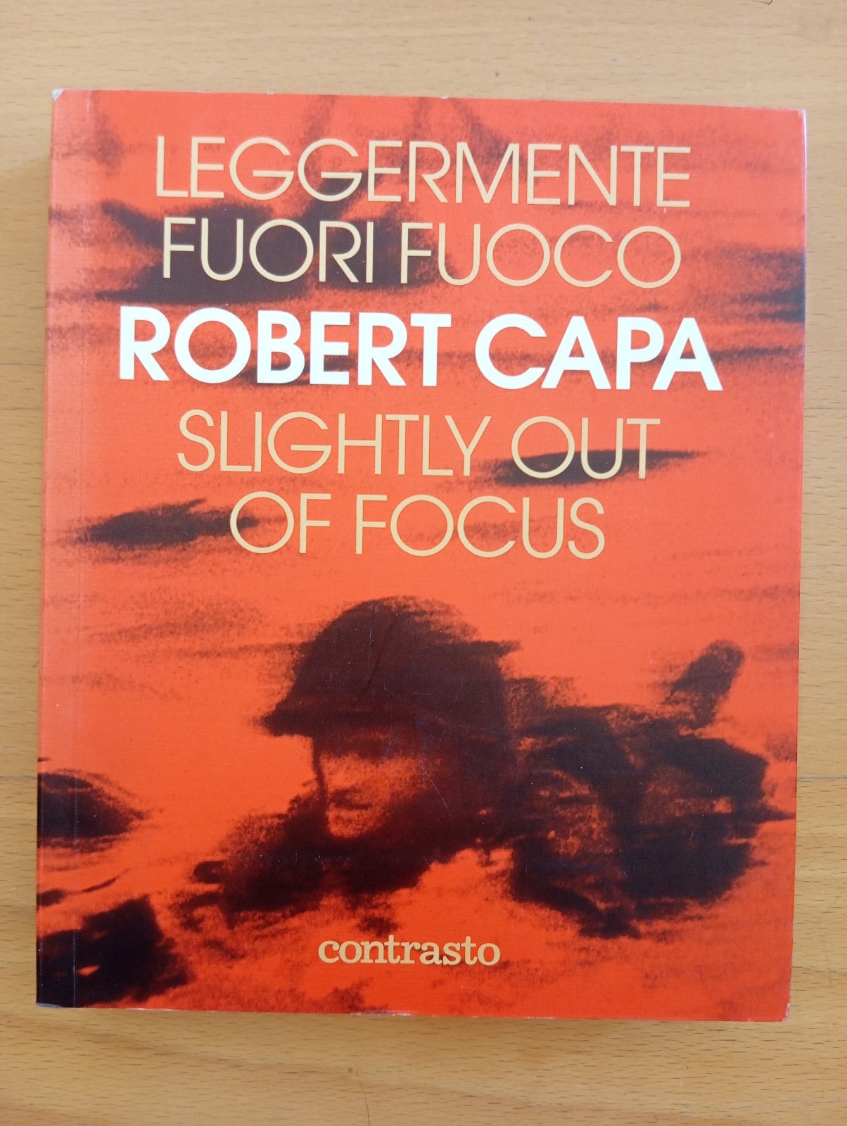 Robert Capa, Leggermente fuori fuoco, Contrasto, 2002