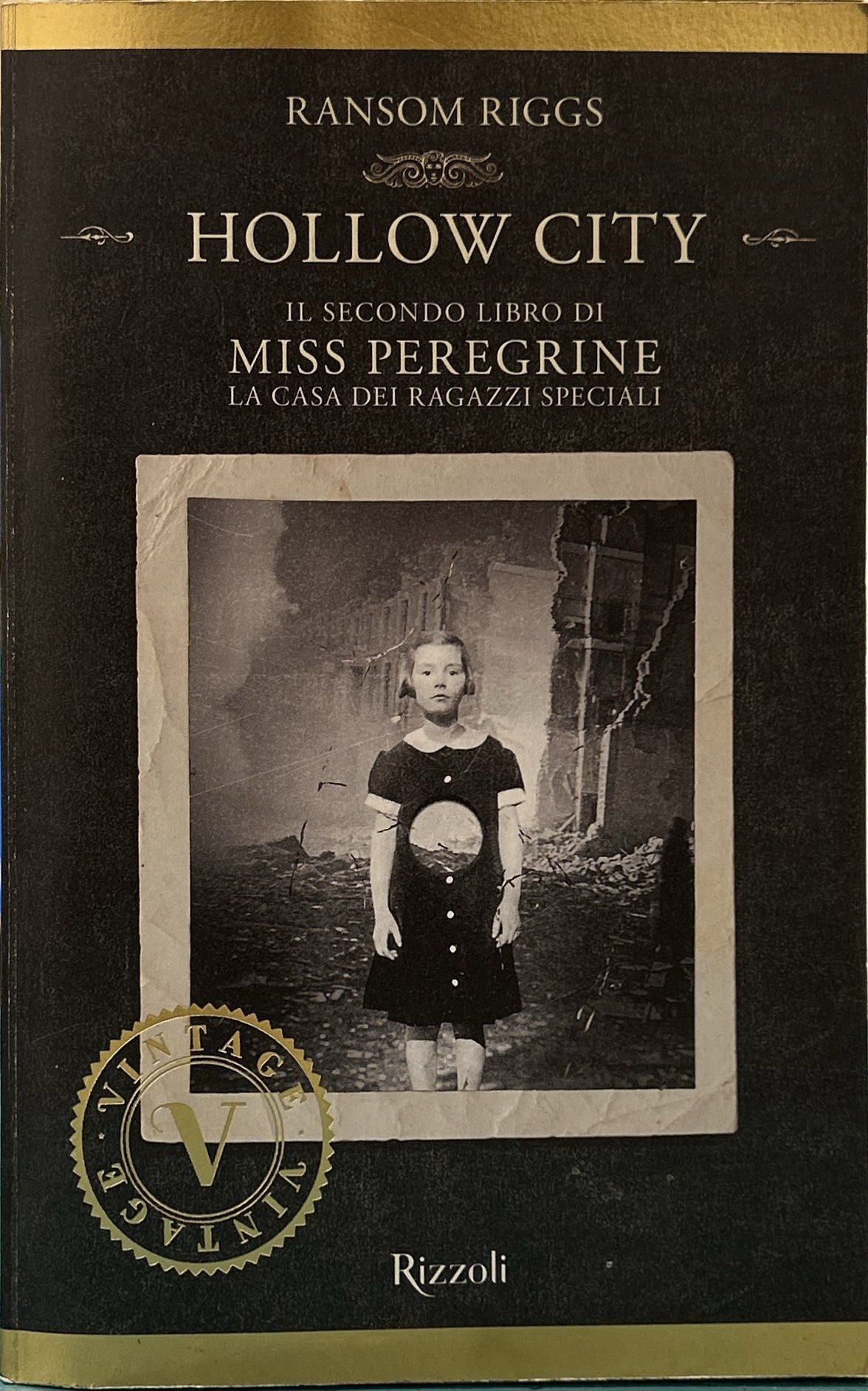 Hollow city - Il secondo libro di Miss Peregrine - …