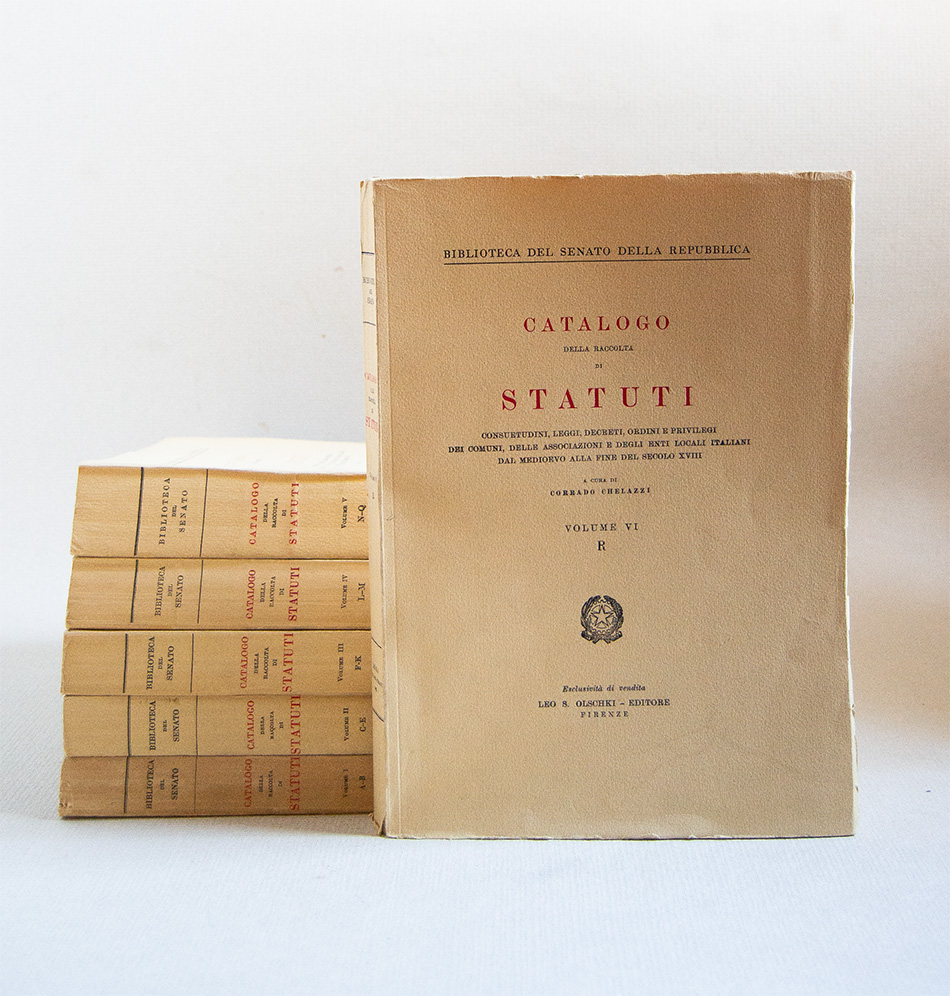 Catalogo della raccolta di Statuti, consuetudini, leggi, decreti, ordini e …