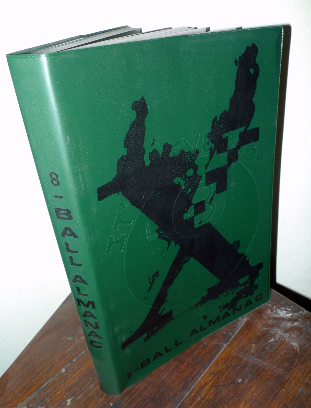 8-BALL ALMANAC.10 Years of 8-Ball,2022 Nero ed.[arte contemporanea