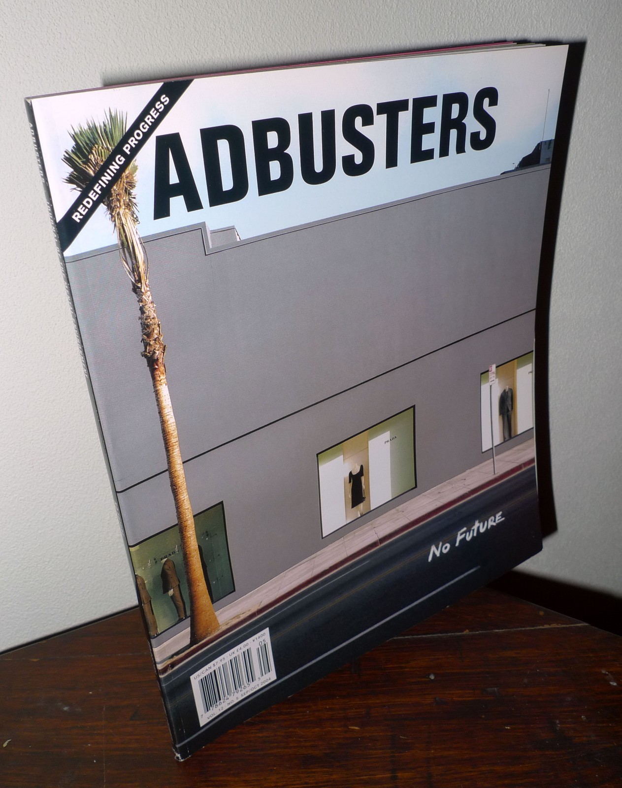 ADBUSTERS Magazine 55 SEP/OCT 2004.NO FUTURE[anti-consumismo,grafica