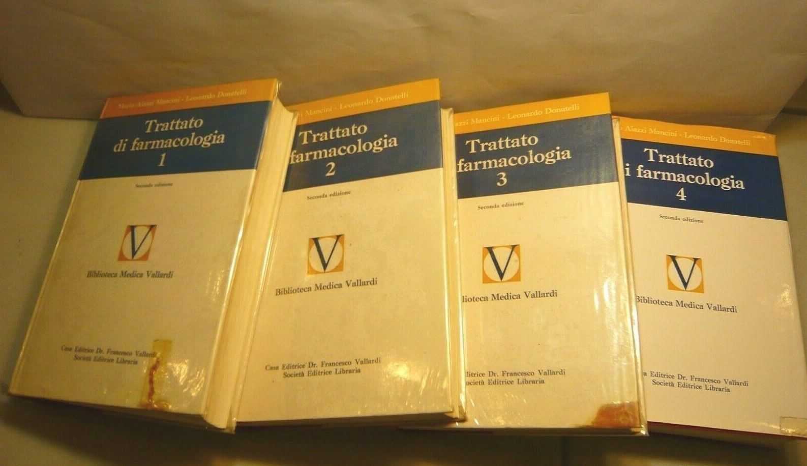 Aiazzi Mancini,Donatelli,TRATTATO DI FARMACOLOGIA 4 volumi, Vallardi 1969