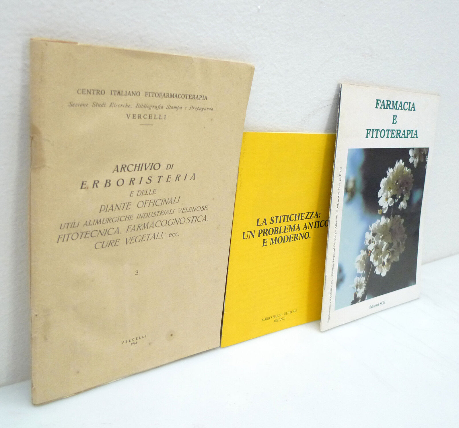 Lotto ARCHIVIO ERBORISTERIA,PIANTE OFFICINALI/FARMACIA,FITOTERAPIA/STITICHEZZA