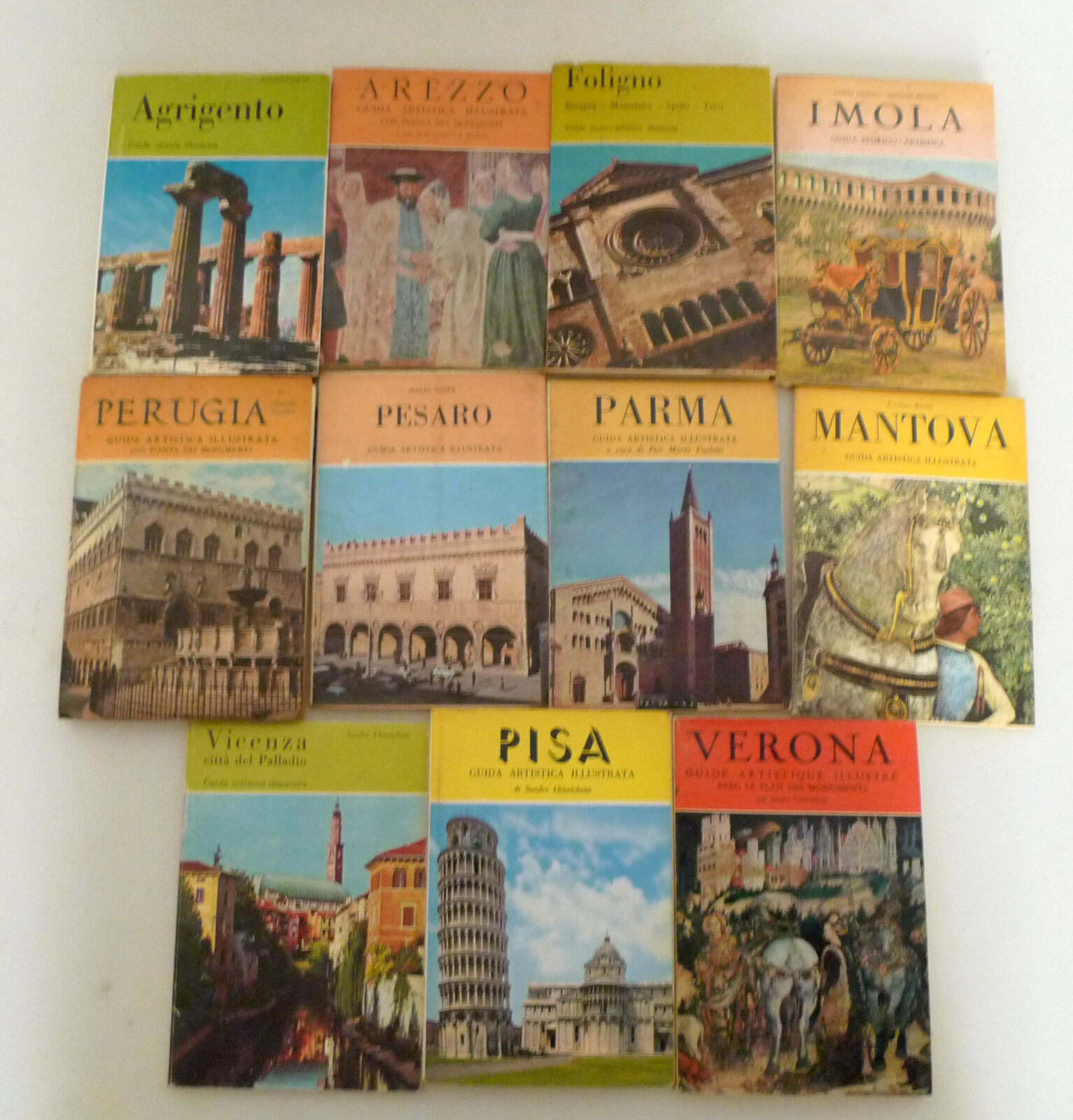 Lotto GUIDE ARTISTICHE ILLUSTRATE,Moneta[Agrigento,Arezzo,Foligno,Imola,Verona