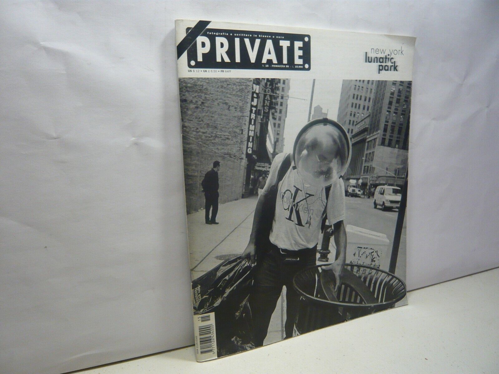 PRIVATE n.15 Ney York- Lunatic Park.Fotografia e scrittura in bianco …