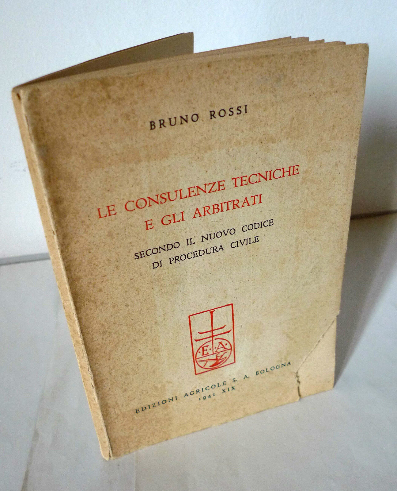 Rossi,LE CONSULENZE TECNICHE E GLI ARBITRATI,1941[diritto agrario,fascismo