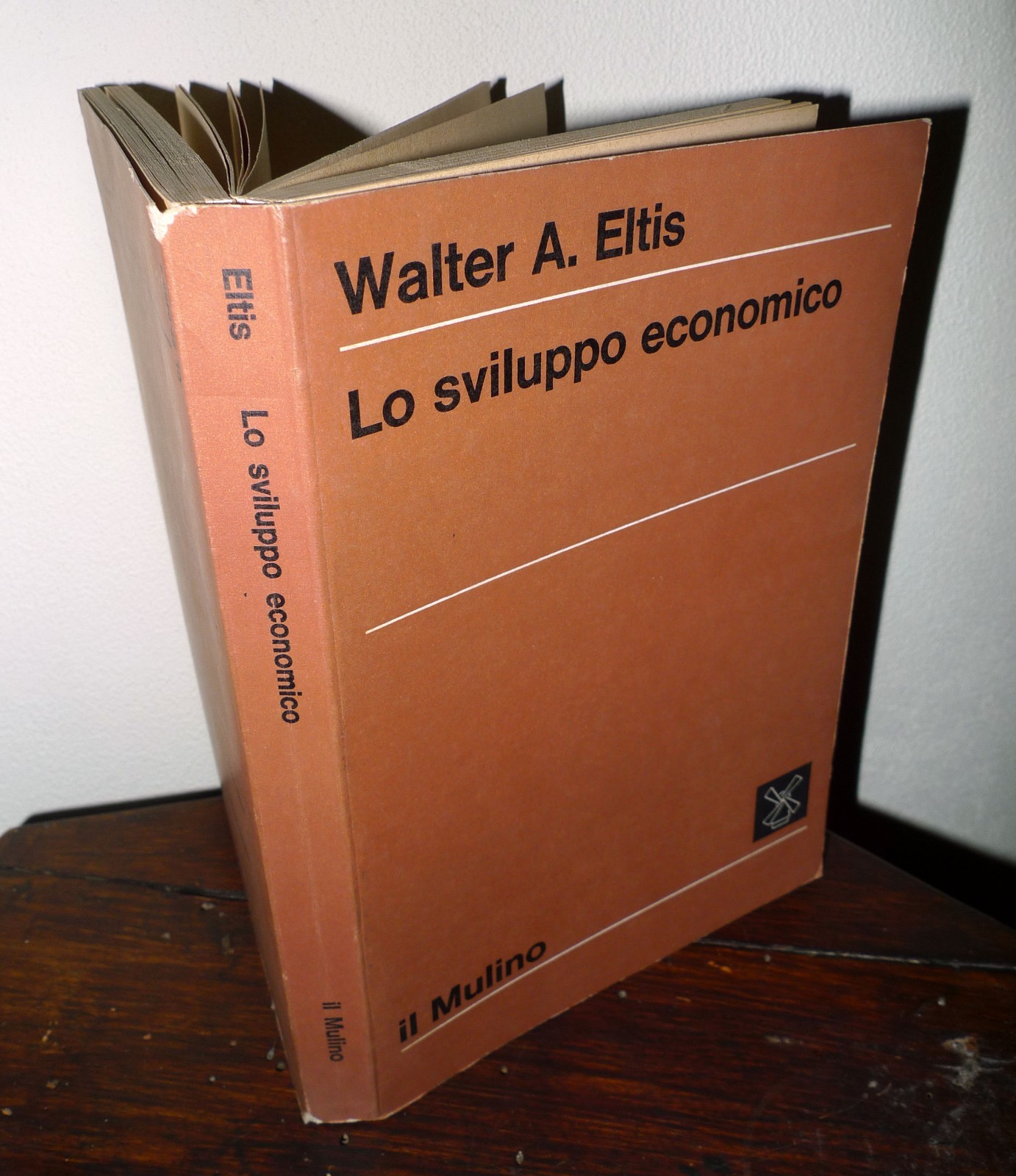 Walter A.Eltis,LO SVILUPPO ECONOMICO,1973 il Mulino[ECONOMIA