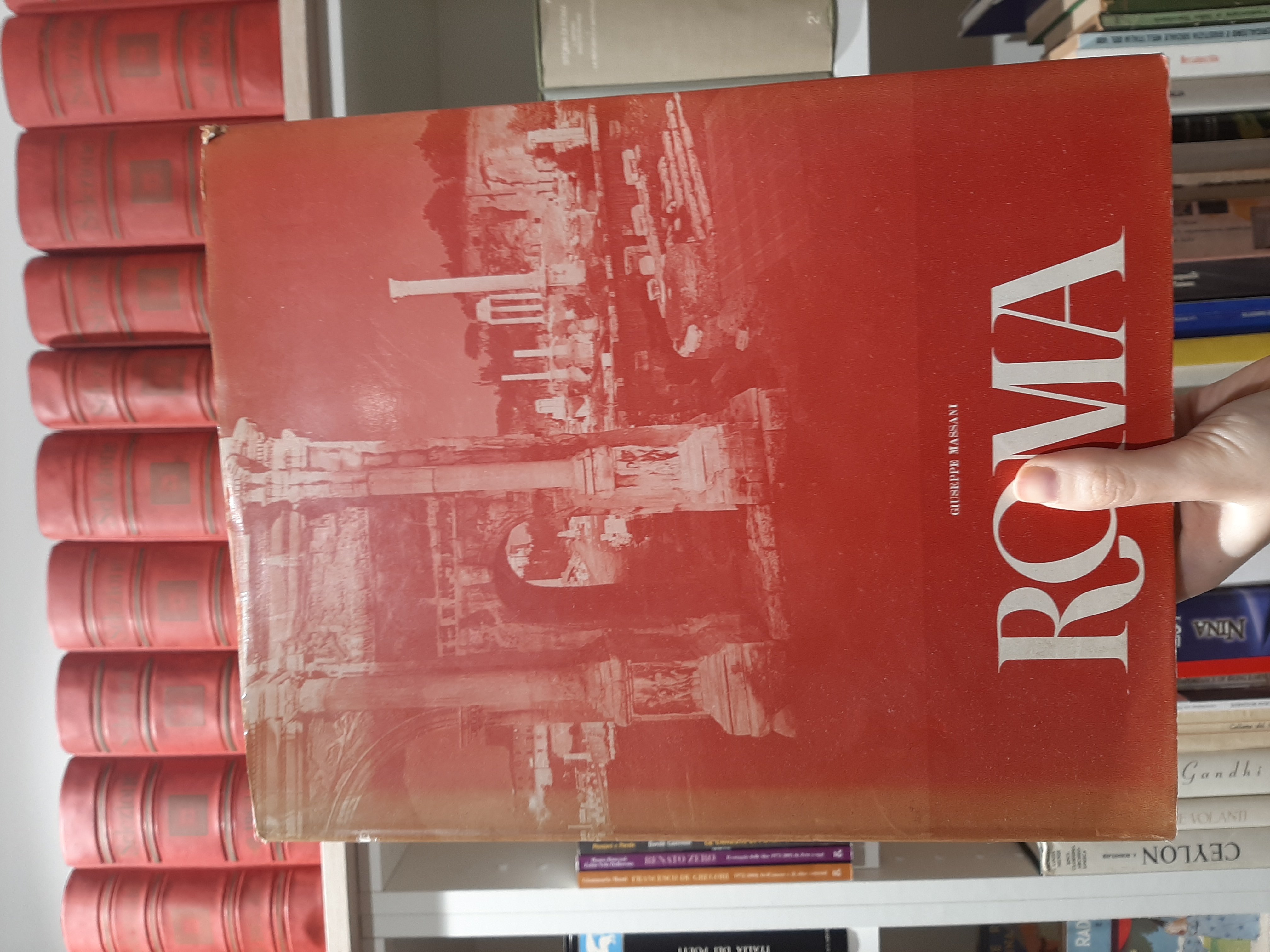 ROMA
