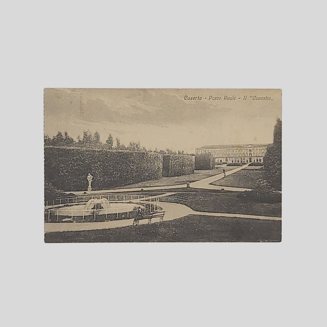 Caserta. Parco Reale. Il Canestro.