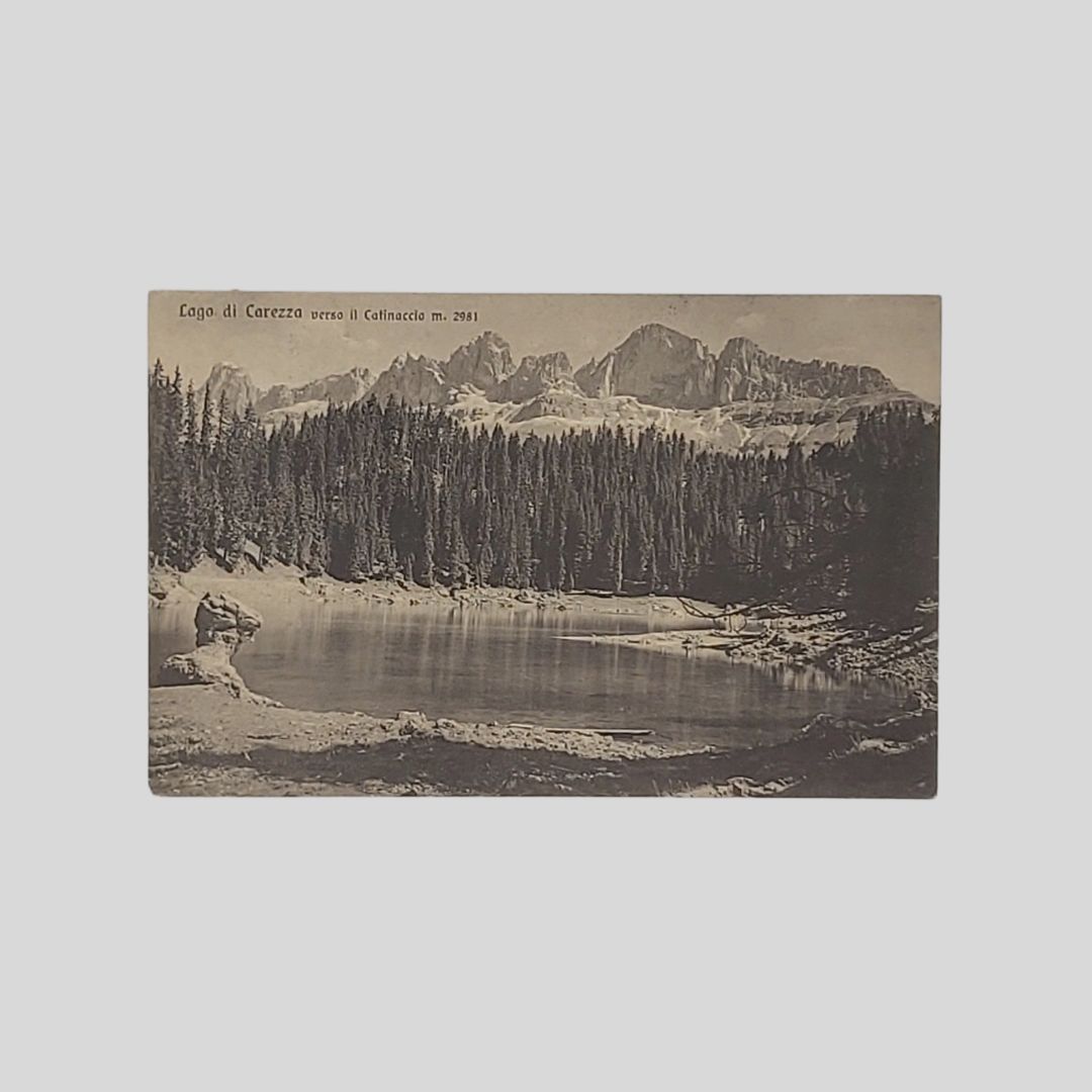 Lago di Carezza verso il Catinaccio m. 2981.