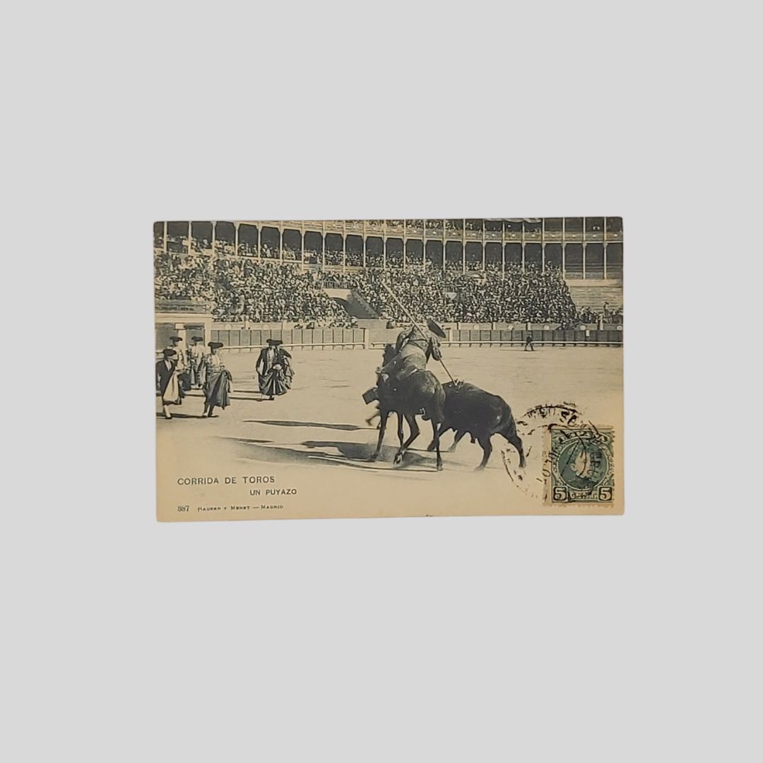 Madrid. Corrida de Toros. Un Puyazo.