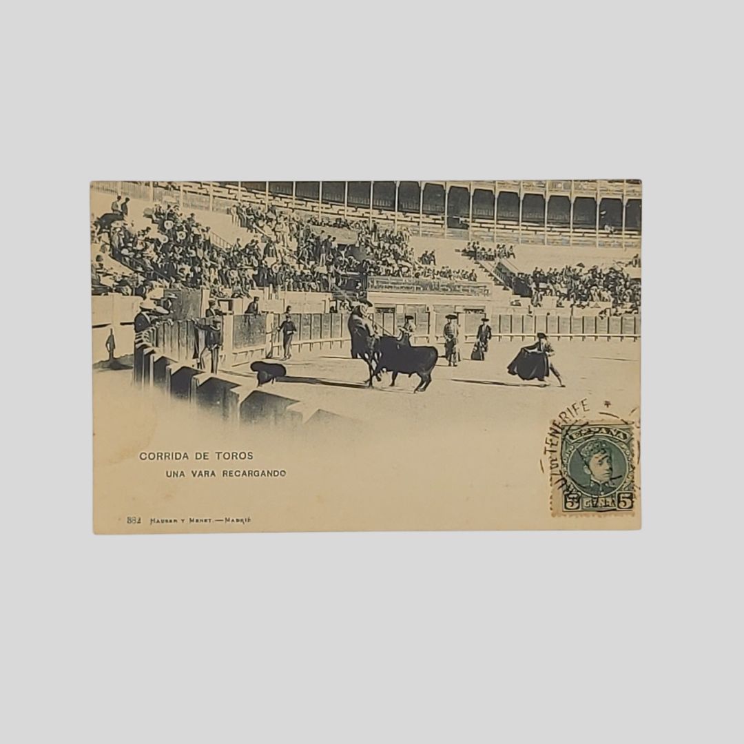 Madrid. Corrida de Toros. Una Vara Recargando.