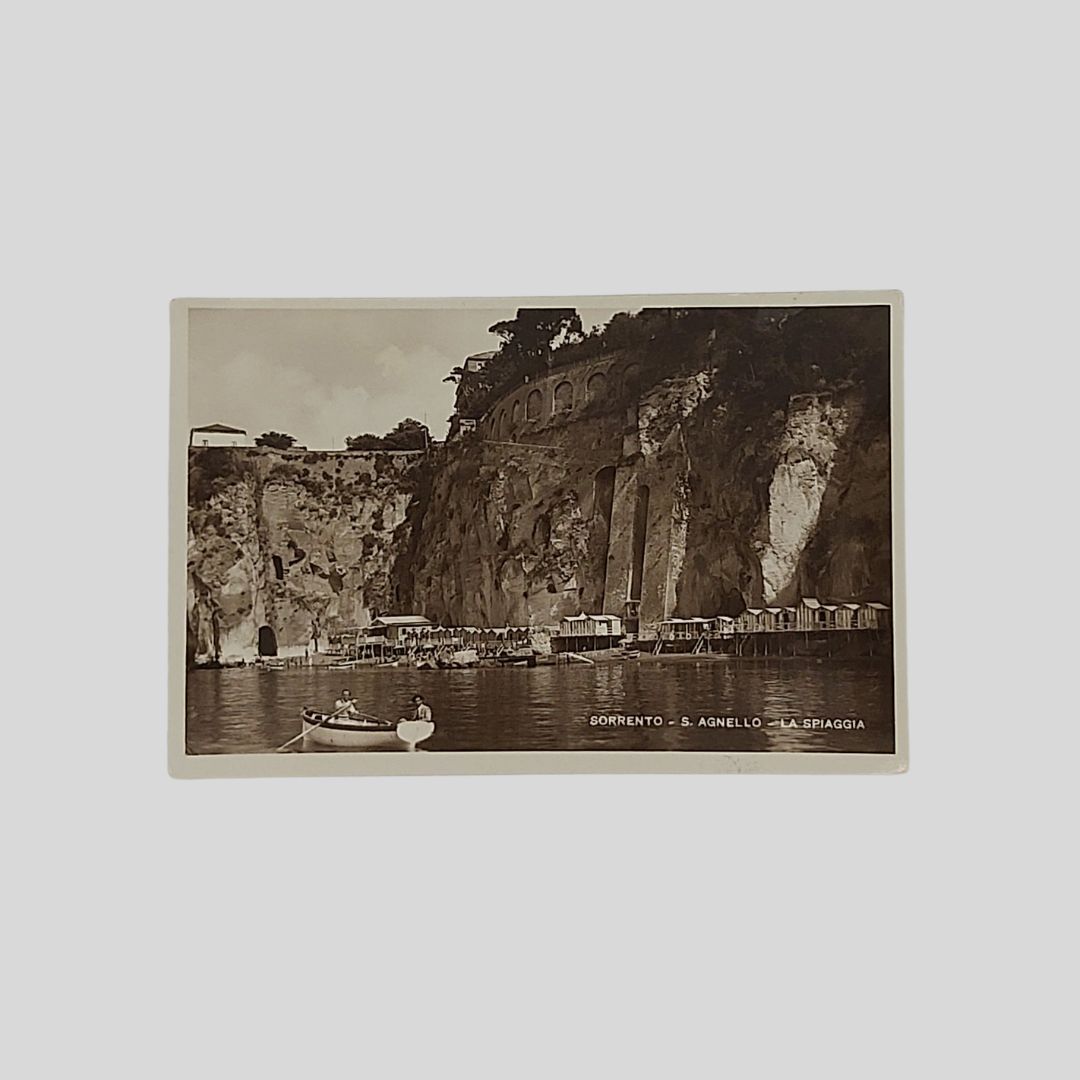 Sorrento. S. Agnello. La spiaggia.