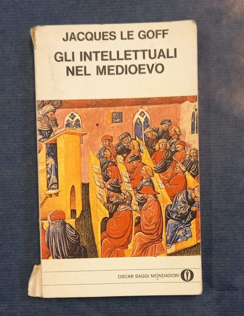 GLI INTELLETTUALI NEL MEDIOEVO.