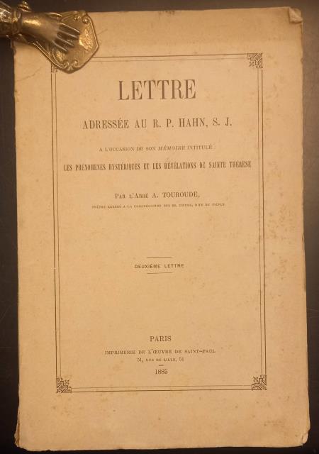 LETTRE ADRESSÉE AU R. P. HAHN, S. J. A l'occasion …