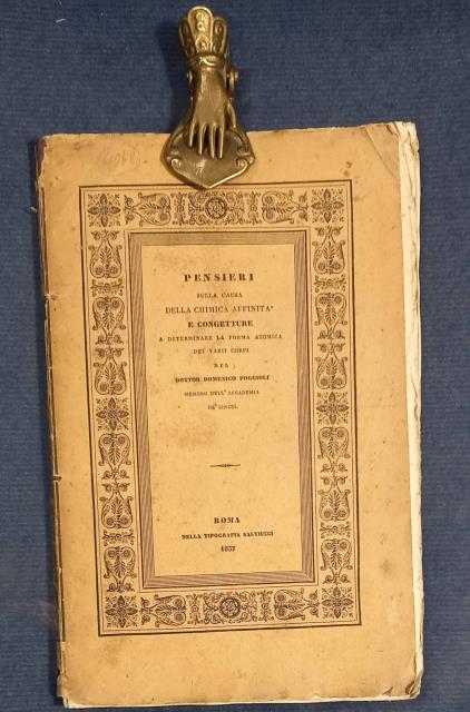 PENSIERI SULLA CAUSA DELLA CHIMICA AFFINITA' E CONGETTURE A DETERMINARE …