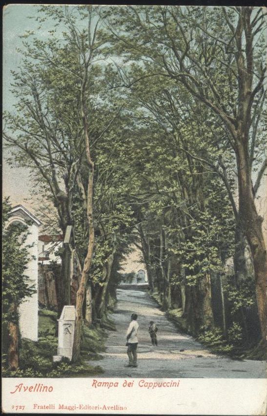 cartolina Avellino Rampa Dei Cappuccini anni 20 non viaggiata animata …