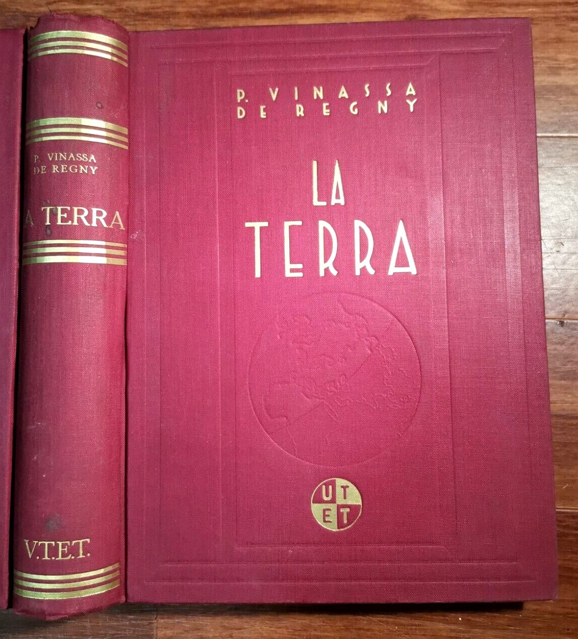 LA TERRA di Vinassa De Regny La sua forma vita …