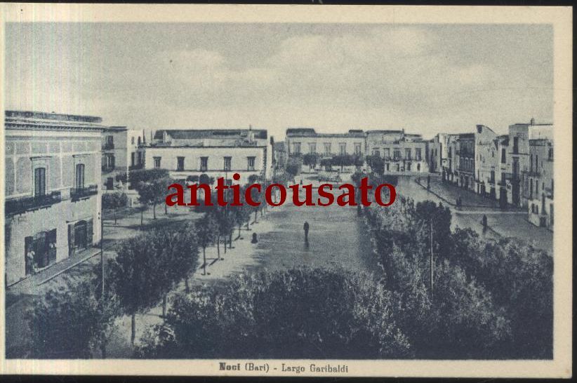 NOCI LARGO GARIBALDI cartolina postcardNON VIAGGIATA ANNI '30? FORMATO PICCOLO