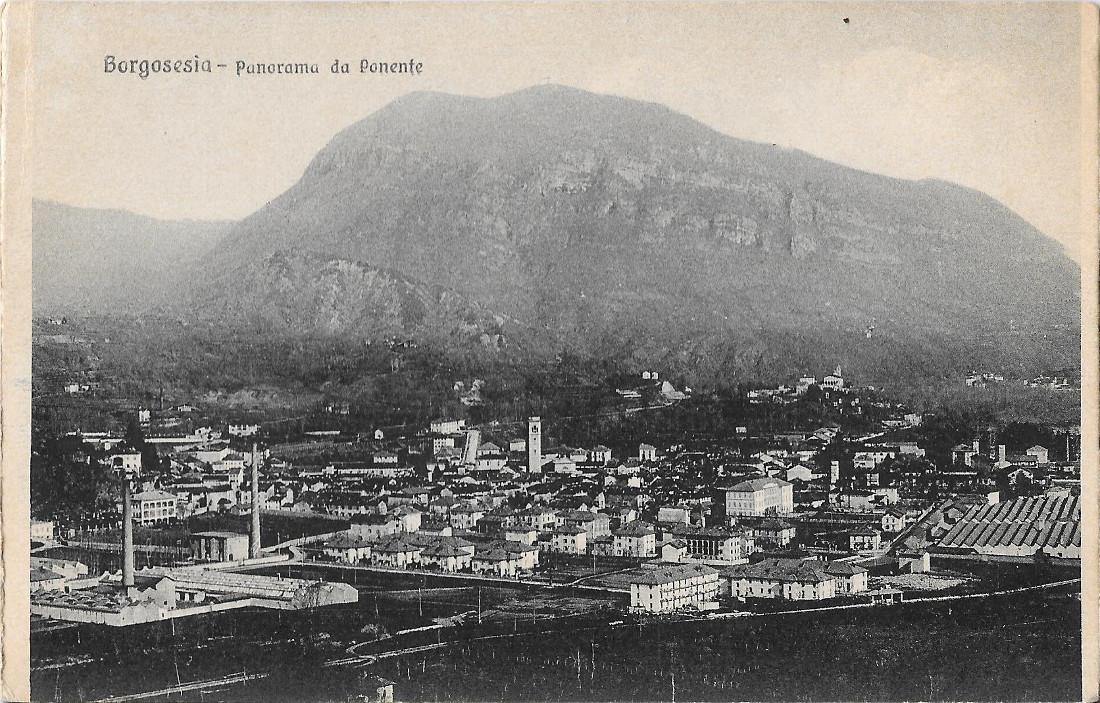 Borgosesia. Panorama da Ponente. Non viaggiata, originale d'epoca