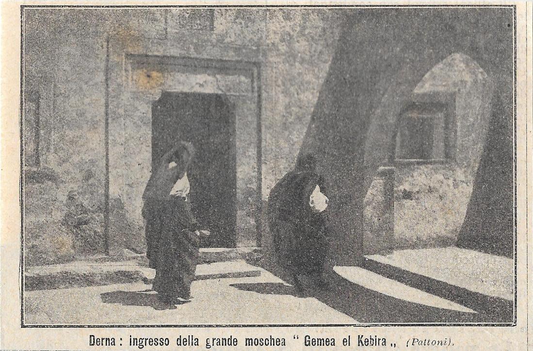 Derna: ingresso della grande moschea Gemea el Kabira. Stampa 1912