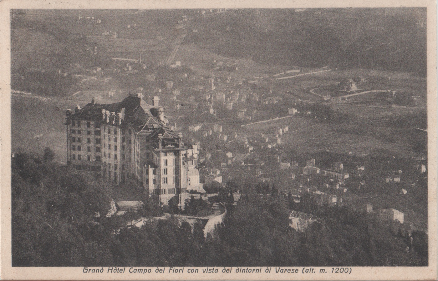 Grand Hotel Campo dei Fiori con vista dei dintorni di …