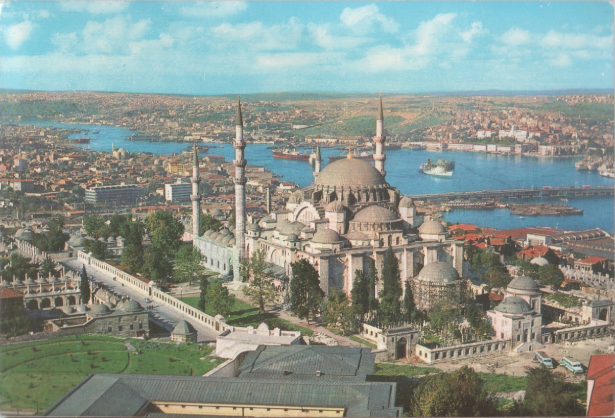 Istanbul. Il minareto di Solimano il Magnifico e il Corno …
