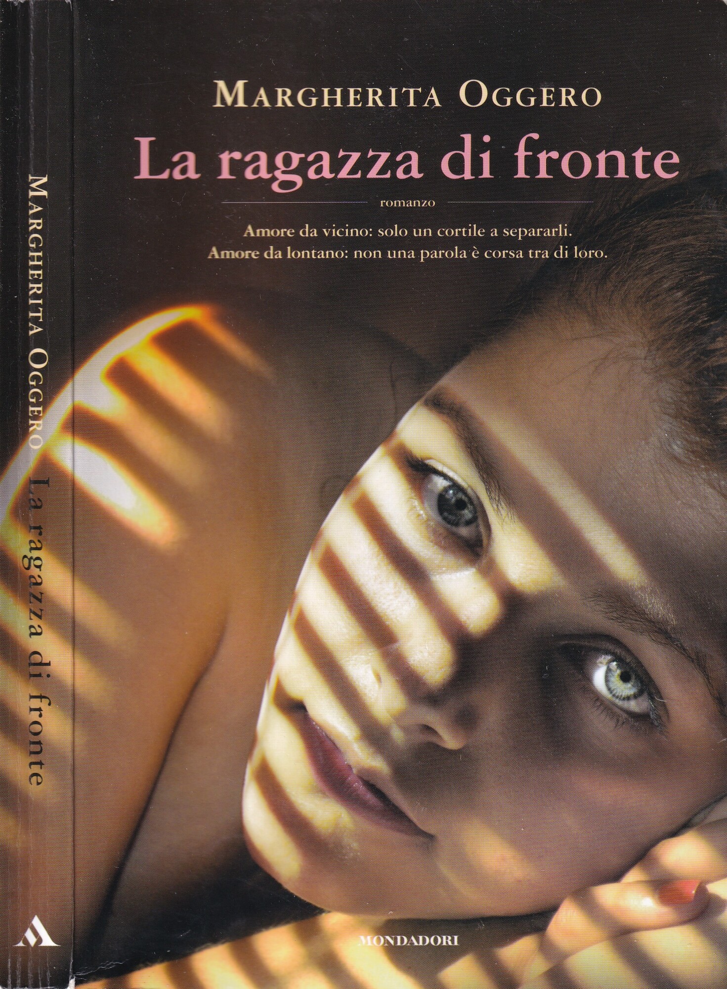 La ragazza di fronte